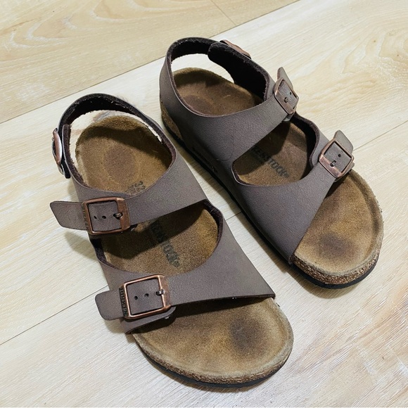 Birkenstock Kids Brown Sandals - Picture 1 of 10